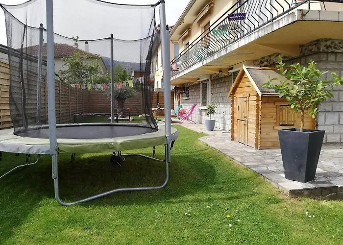 아파트 La Maison Du Lheris